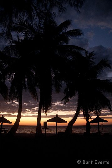DSC_5973.jpg - Sunset at the beach