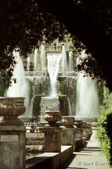 Scan10123.jpg - A beautiful lush garden with famous for its fountains
