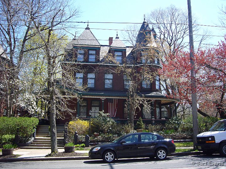 DSC_6801a.JPG - Our Bed and Breakfast in west Philly: 'The Gables'