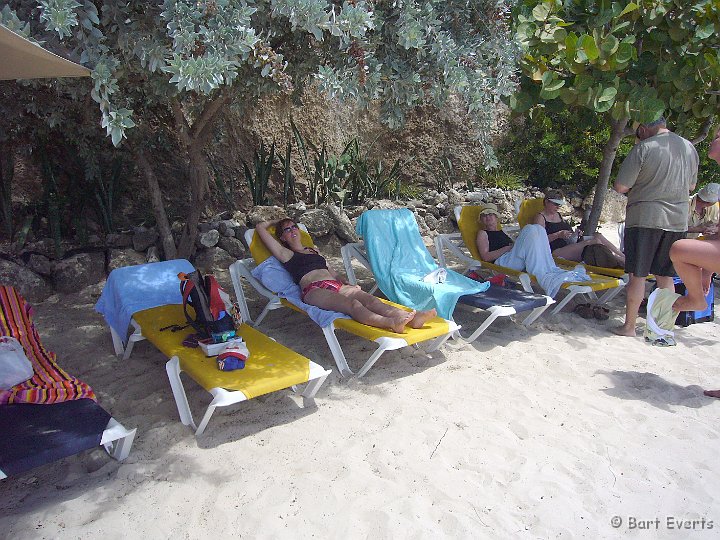 P1000624.jpg - Relaxing on the beach