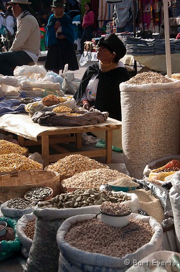 eDSC_0302.JPG - Woman on the market