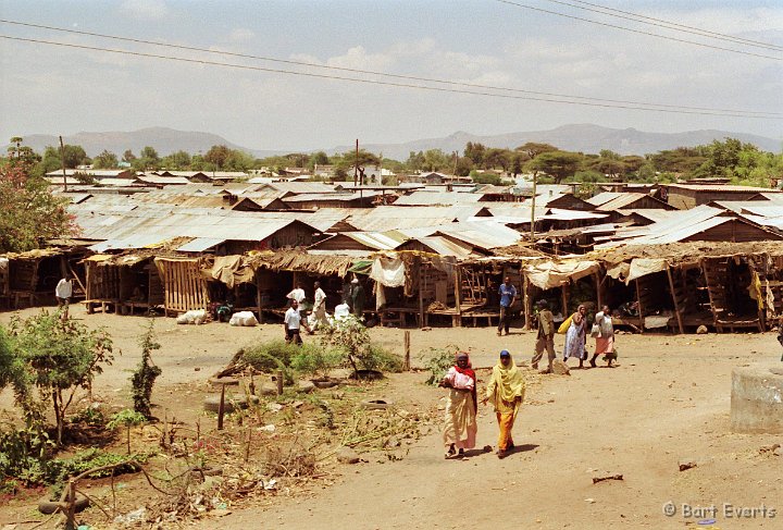 Scan10130.jpg - Suburbs of Kenya