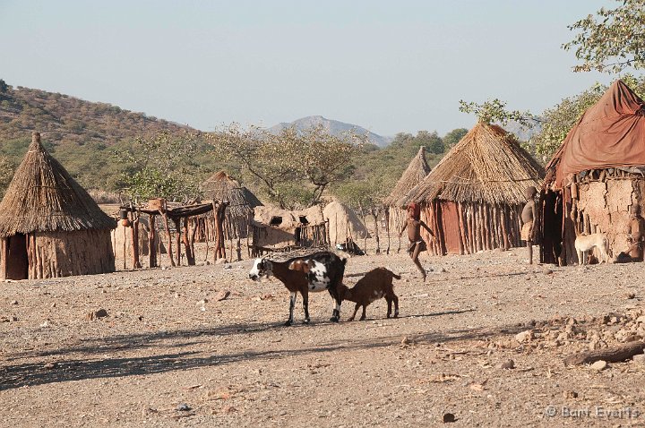 DSC_4984.jpg - Visit to Himba Village