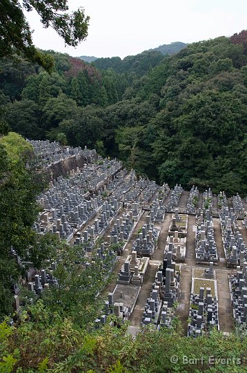 DSC_5078.jpg - A monk graveyard close to Kiyomizu-dera Shrine