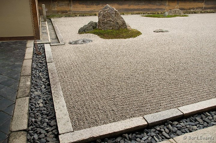 DSC_5160.jpg - The most famous Zen Garden of Japan: Ryoan-ji