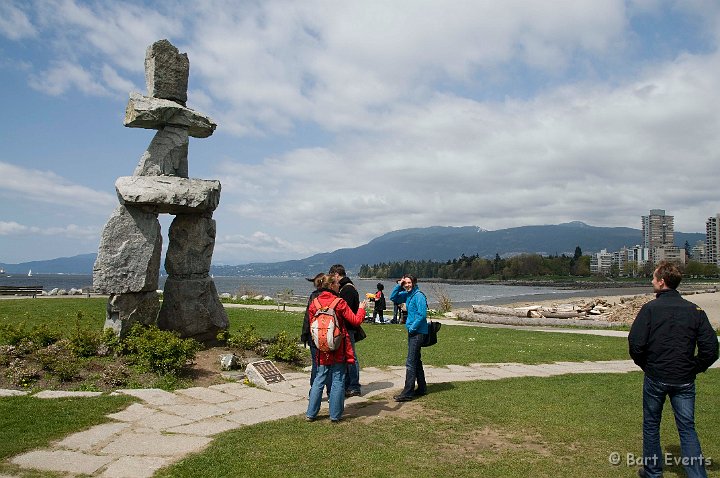 DSC_6854.jpg - The symbol of Vancouver: the Inukchuk