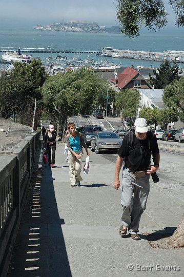 DSC_1667.JPG - Extremely steep Hyde street