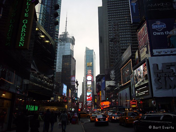 DSC_6809r.JPG - Downtown: Times Square