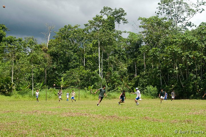 eDSC_0071.JPG - Footballmatch in Sani community